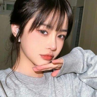 碧窗艳影